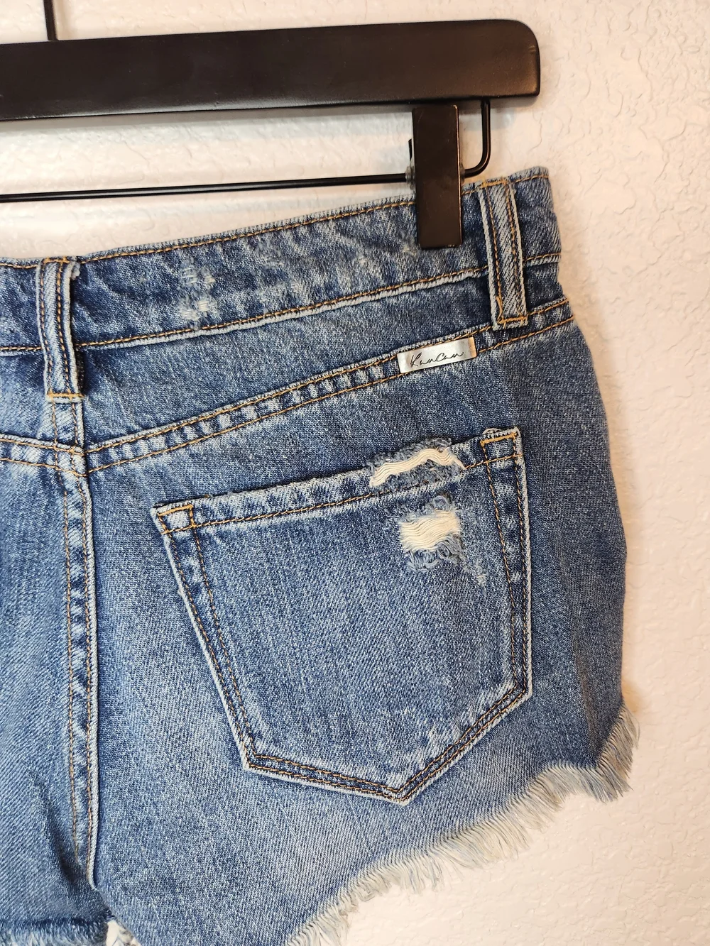 Kancan button-fly Women’s Distressed Denim Shorts Blue 33545 size XS